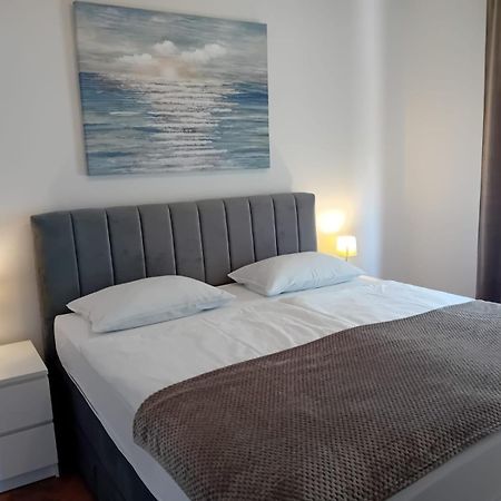 Apartment Kate Трогир Екстериор снимка